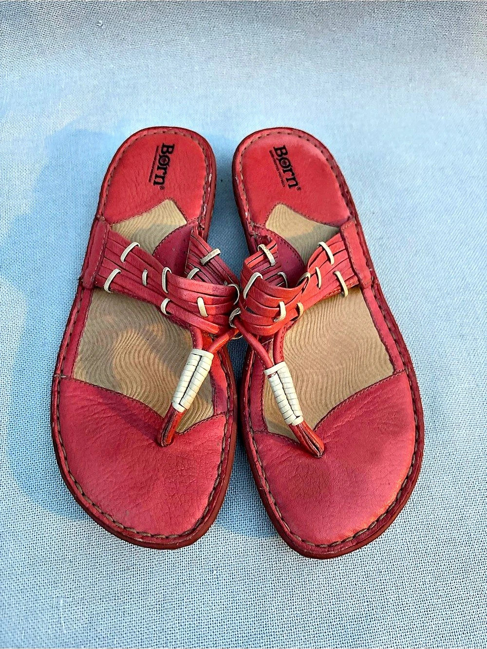 Born Leather Thong Sandals in Red & orange US 8